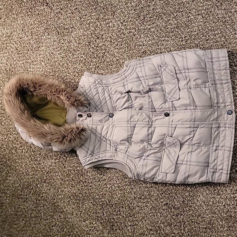 Mossimo Puffer Vest